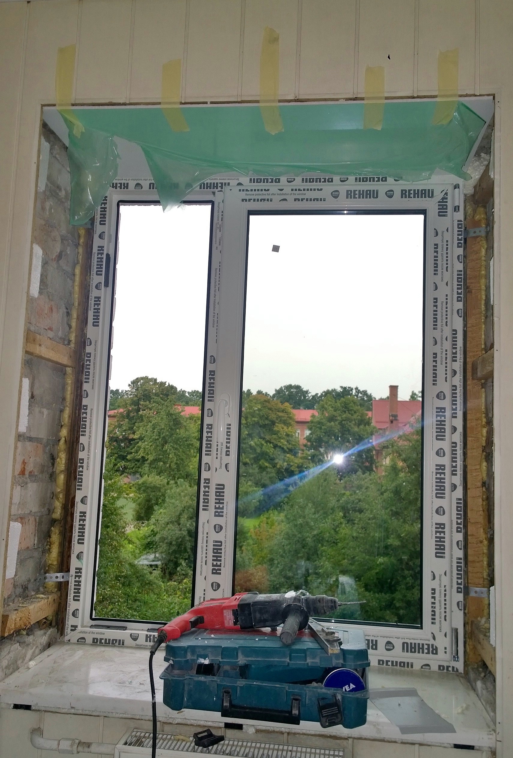 Правильная установка окон при ремонте: этапы, ошибки и рекомендации